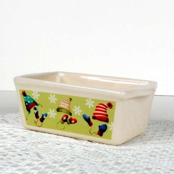 Nantucket Loaf Pan Beige Ceramic Stoneware Mini 5 x 3 In. Hats Mittens Christmas - Picture 2 of 8